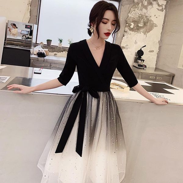 ethnic clothing black-white gradient sequins star celebrity banquet dress v-neck bownot belt evening gown mesh patchwork cheongsam vest, Red
ethnic clothing black-white gradient sequins star celebrity banquet dress v-neck bownot belt evening gown mesh patchwork cheongsam vest, Red