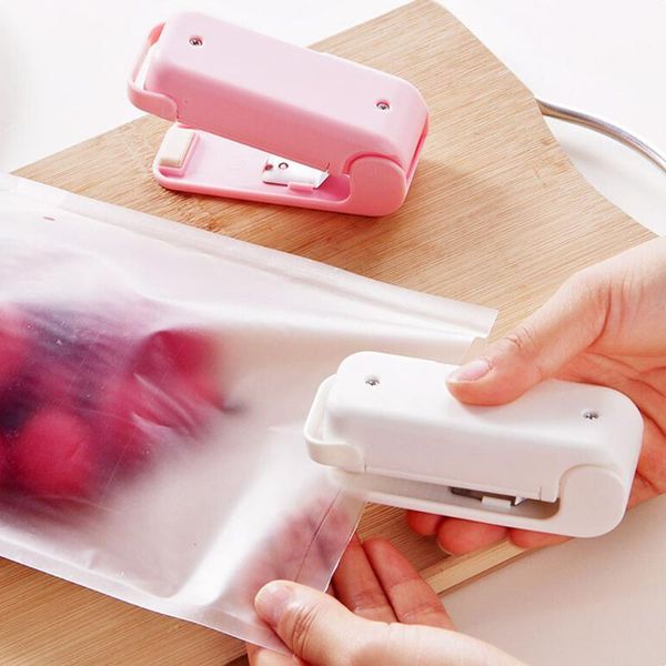 bag clips mini heat sealing machine package bags thermal plastic food closure portable packing kitchen accessories
bag clips mini heat sealing machine package bags thermal plastic food closure portable packing kitchen accessories