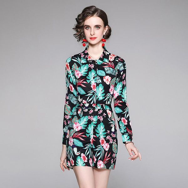 women's tracksuits summer prom suit vacation leisure style lapel printed long-sleeved high-waist wide-leg shorts female sets x156, Gray
women's tracksuits summer prom suit vacation leisure style lapel printed long-sleeved high-waist wide-leg shorts female sets x156, Gray