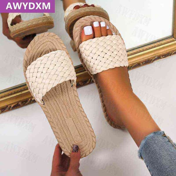 flats weave women slippers summer sandals 2022 new woman shoes platform beach flip flops fashion dress slides cozy mujer zapatos y220221, Black
flats weave women slippers summer sandals 2022 new woman shoes platform beach flip flops fashion dress slides cozy mujer zapatos y220221, Black