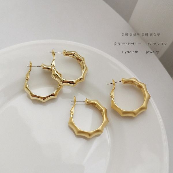 925 silver post brass real 14k gold plated round bamboo hoop earrings 28mm small gold bamboo hoop earrings, Golden
925 silver post brass real 14k gold plated round bamboo hoop earrings 28mm small gold bamboo hoop earrings, Golden