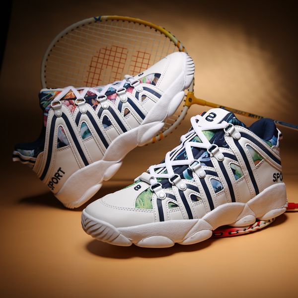 authentic men's high-running shoes men women sports black white red blue casual thick-soled lovers sneakers trainers
authentic men's high-running shoes men women sports black white red blue casual thick-soled lovers sneakers trainers
