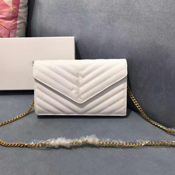 2021 luxury designer hand seam leather ladies chain shoulder flap bag in various colors
2021 luxury designer hand seam leather ladies chain shoulder flap bag in various colors