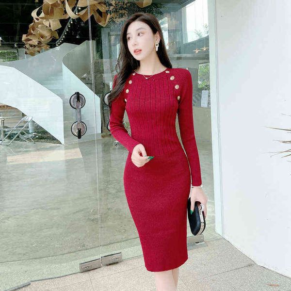 casual dresses 2022 winter long sleeved korean round neck button bright silk slim bottomed knitted dresses, Black;gray
casual dresses 2022 winter long sleeved korean round neck button bright silk slim bottomed knitted dresses, Black;gray