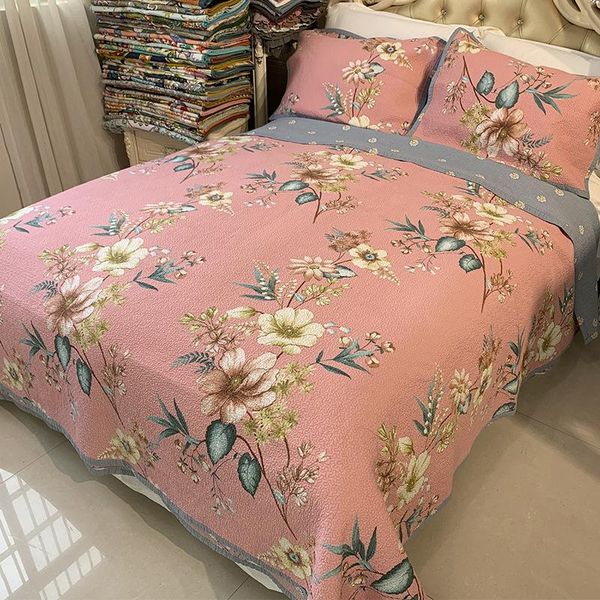 twill print cotton quilts bedspread on the bed 3pcs summer blanket for double queen size ab side quilted coverlets chausub comforters & sets
twill print cotton quilts bedspread on the bed 3pcs summer blanket for double queen size ab side quilted coverlets chausub comforters & sets
