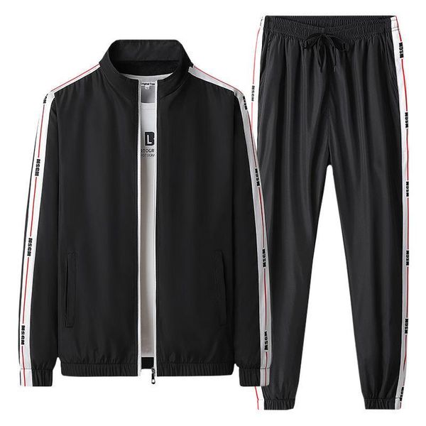 jogging clothing autumn fashion sweatshirt is suitable for the boy to a sports clothes man cotton suit, Black;red
jogging clothing autumn fashion sweatshirt is suitable for the boy to a sports clothes man cotton suit, Black;red