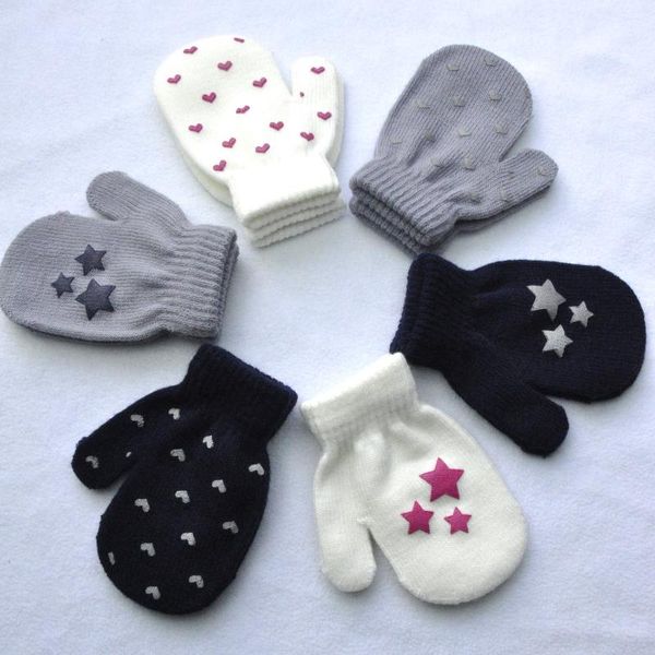 hair accessories winter thick warm baby gloves plus velvet mittens children kid coral fleece full finger for 1-4y kids, Slivery;white
hair accessories winter thick warm baby gloves plus velvet mittens children kid coral fleece full finger for 1-4y kids, Slivery;white