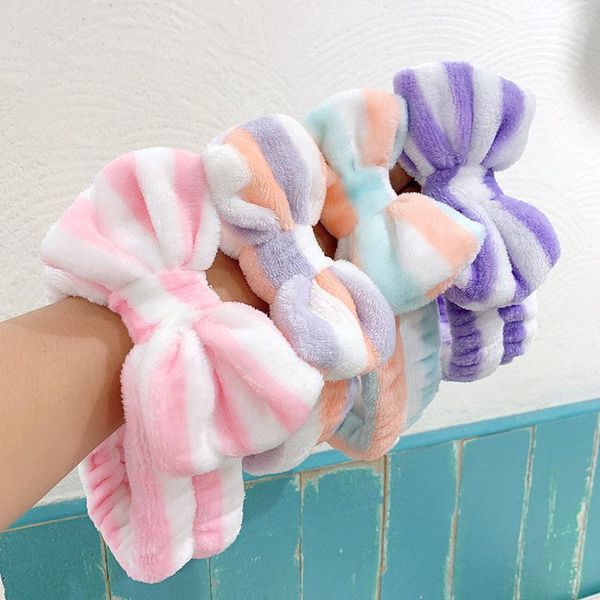 hair accessories facial hair, women's simple net red super fairy, korean cute head with wide edge anti slip mask makeup, Slivery;white
hair accessories facial hair, women's simple net red super fairy, korean cute head with wide edge anti slip mask makeup, Slivery;white