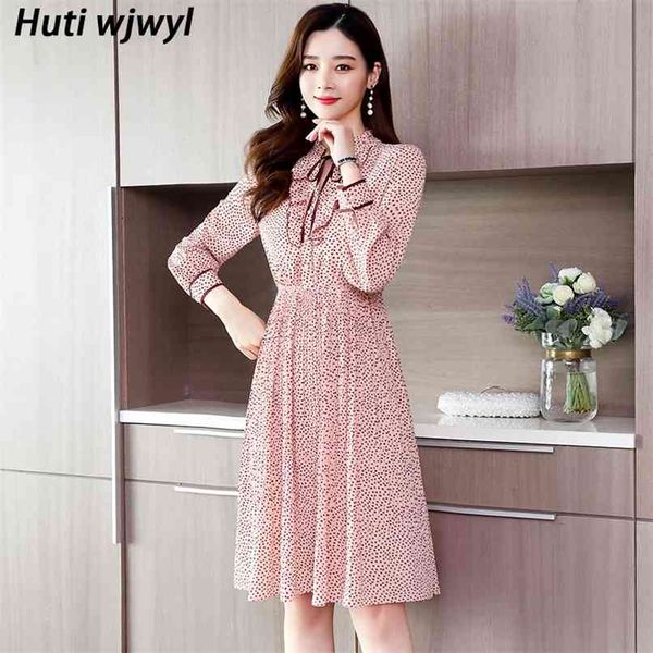 autumn vintage plus size pink boho dress women bodycon elegant party black vestido summer dot chiffon beach midi 210528, Black;gray
autumn vintage plus size pink boho dress women bodycon elegant party black vestido summer dot chiffon beach midi 210528, Black;gray