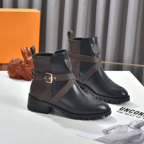 luxury designer boots women winter sock boot letter chain leather louiings shoes flat mid high heel vutton sasdz, Black
luxury designer boots women winter sock boot letter chain leather louiings shoes flat mid high heel vutton sasdz, Black