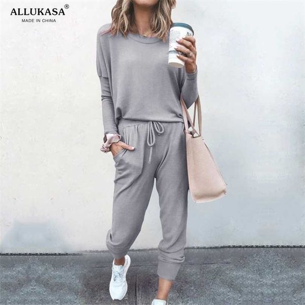 tracksuit women 2 piece set loose comfortable simple style solid color long sleeve casual suit clothes spring autumn 211213, White
tracksuit women 2 piece set loose comfortable simple style solid color long sleeve casual suit clothes spring autumn 211213, White