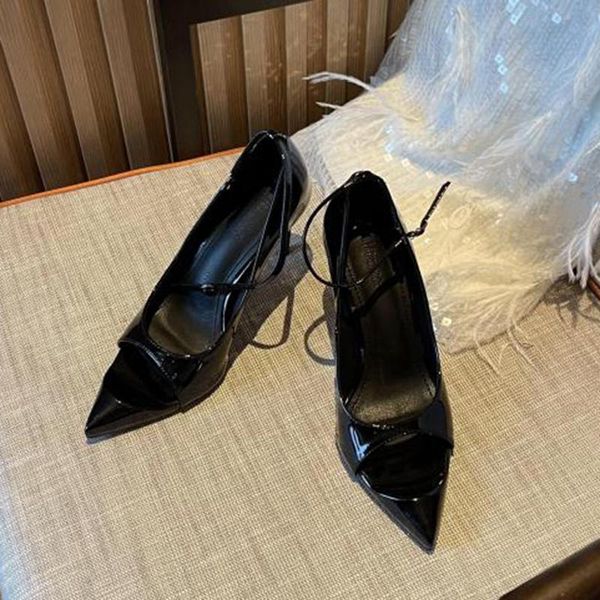 Autumn Retro Trending Women High Heels Designer Black Party Pumps Pencil Buclek Strap Peep Toe Sexy Lady Shoes Dress
Autumn Retro Trending Women High Heels Designer Black Party Pumps Pencil Buclek Strap Peep Toe Sexy Lady Shoes Dress