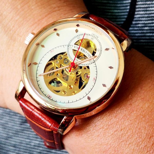 wristwatches 2021 reloj hombre orkina transparent case stainles steel mesh strap fashion skeleton design men automatic mechanical watches, Slivery;brown
wristwatches 2021 reloj hombre orkina transparent case stainles steel mesh strap fashion skeleton design men automatic mechanical watches, Slivery;brown