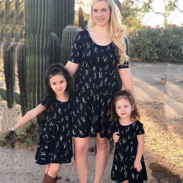 family matching outfits mother daughter dresses fashion cactus print short sleeve mommy and me clothes dress, Blue
family matching outfits mother daughter dresses fashion cactus print short sleeve mommy and me clothes dress, Blue