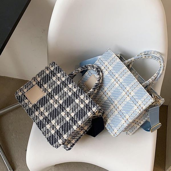 evening bags spring and summer all-match simple atmosphere soft layer nylon casual portable single shoulder bag large-capacity
evening bags spring and summer all-match simple atmosphere soft layer nylon casual portable single shoulder bag large-capacity