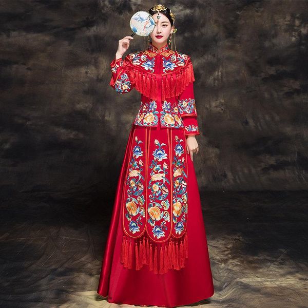floral embroidery bride wedding dress exquisite cheongsam chinese style marriage set retro tassel gift toast clothing ethnic, Red
floral embroidery bride wedding dress exquisite cheongsam chinese style marriage set retro tassel gift toast clothing ethnic, Red