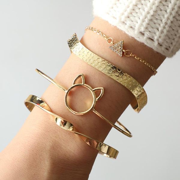 4pcs/set bohemian hollow cat head bangle for women fashion crystal triangle metal bracelets set jewelry accessories 6842 charm, Golden;silver
4pcs/set bohemian hollow cat head bangle for women fashion crystal triangle metal bracelets set jewelry accessories 6842 charm, Golden;silver