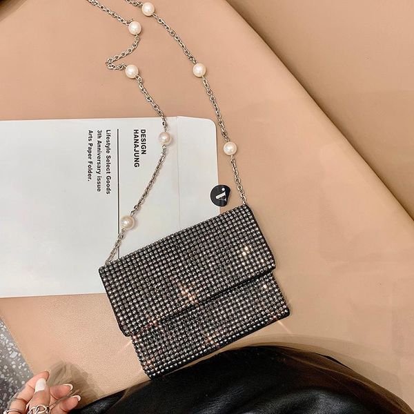 shoulder bags women's rhinestone bag pearl chain clutch for evening party banquet fashion phone pouch totes women
shoulder bags women's rhinestone bag pearl chain clutch for evening party banquet fashion phone pouch totes women