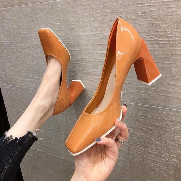 dress shoes patent leather solid color retro square toe ladies single spring and autumn fashion set foot shallow mouth high heels., Black
dress shoes patent leather solid color retro square toe ladies single spring and autumn fashion set foot shallow mouth high heels., Black
