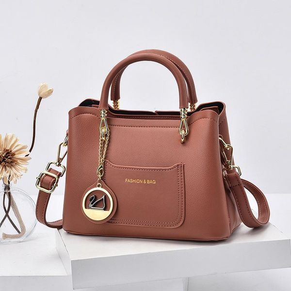 evening bags women's handbag 2021 fashion designer single shoulder messenger bag simple atmosphere retro personalized
evening bags women's handbag 2021 fashion designer single shoulder messenger bag simple atmosphere retro personalized