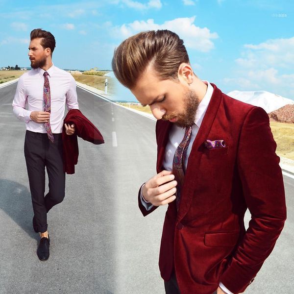 red velvet bridgegroom men suits for wedding 2pieces(jacket+pant+tie) terno masculino trajes de hombre custom blazer1, White;black
red velvet bridgegroom men suits for wedding 2pieces(jacket+pant+tie) terno masculino trajes de hombre custom blazer1, White;black