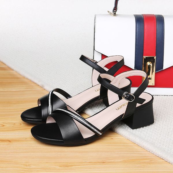 open-toed thick-heeled sandals with one-word buckle strap and color matching women's shoes, Black
open-toed thick-heeled sandals with one-word buckle strap and color matching women's shoes, Black