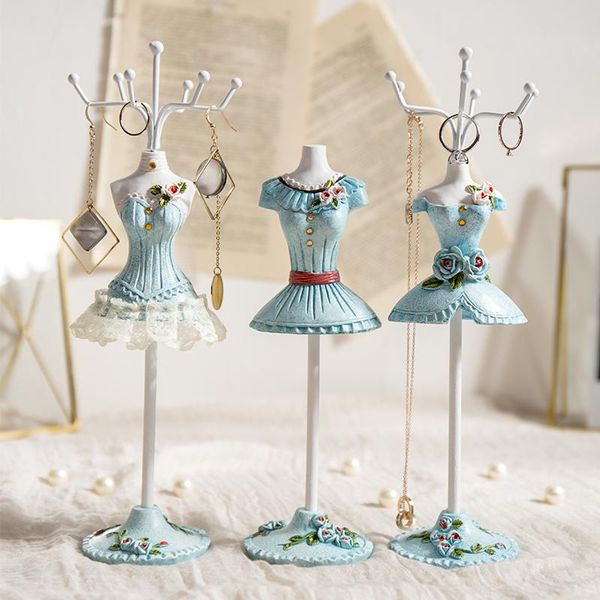 decorative objects & figurines nordic creative handwork resin statues desk decoration modern house decoracao home decor db60bj
decorative objects & figurines nordic creative handwork resin statues desk decoration modern house decoracao home decor db60bj