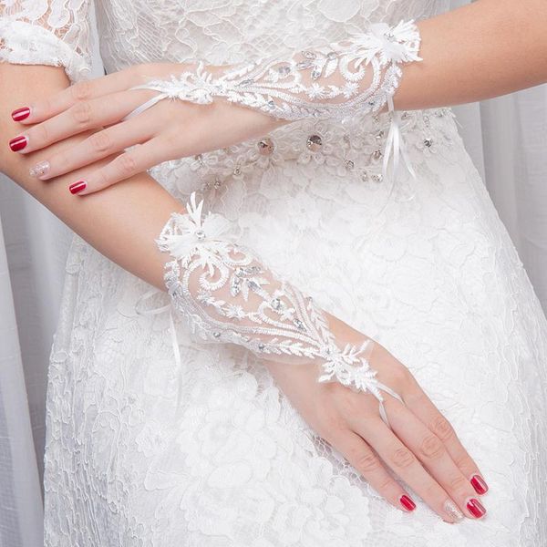 bridal gloves bride long design wedding women white fingerless mitring quality rhinestone car lace decoration
bridal gloves bride long design wedding women white fingerless mitring quality rhinestone car lace decoration