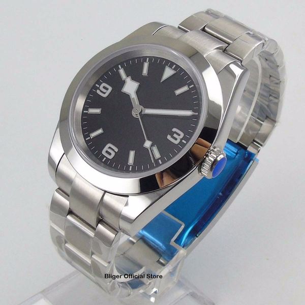 40mm black dial light-emitting sapphire glass polished case 21 jewelry miyota 8215 automatic watches, Slivery;brown
40mm black dial light-emitting sapphire glass polished case 21 jewelry miyota 8215 automatic watches, Slivery;brown