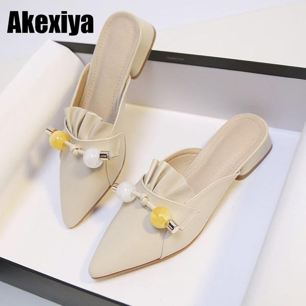 slippers 2021 summer fashion women pointed toe slipper apricot square low heels outsides ladies slides beach mules shoes, Black
slippers 2021 summer fashion women pointed toe slipper apricot square low heels outsides ladies slides beach mules shoes, Black