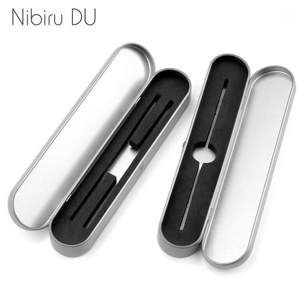 silver rectangle nail art storage box nails dotting drawing studs brushes manicure tool container1
silver rectangle nail art storage box nails dotting drawing studs brushes manicure tool container1