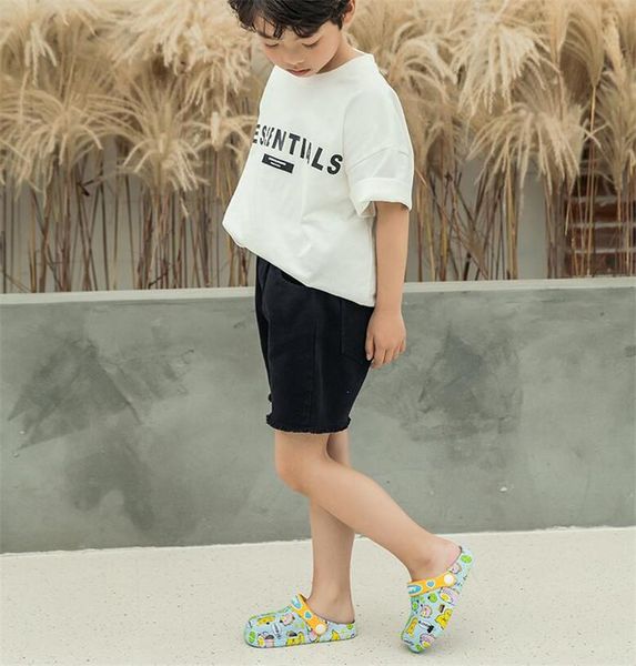 2021 spring summer trend wild cartoon graffiti hole slippers children's dual-use sandals and pink blue yellow 06, Black
2021 spring summer trend wild cartoon graffiti hole slippers children's dual-use sandals and pink blue yellow 06, Black