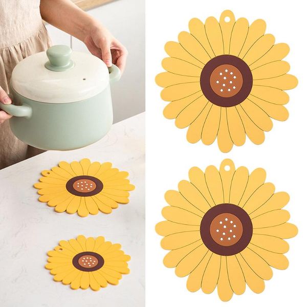 mats & pads 4pcs sunflower shaped insulation protection placemat heat resistant pvc anti-scalding home kitchen decor gift choice
mats & pads 4pcs sunflower shaped insulation protection placemat heat resistant pvc anti-scalding home kitchen decor gift choice