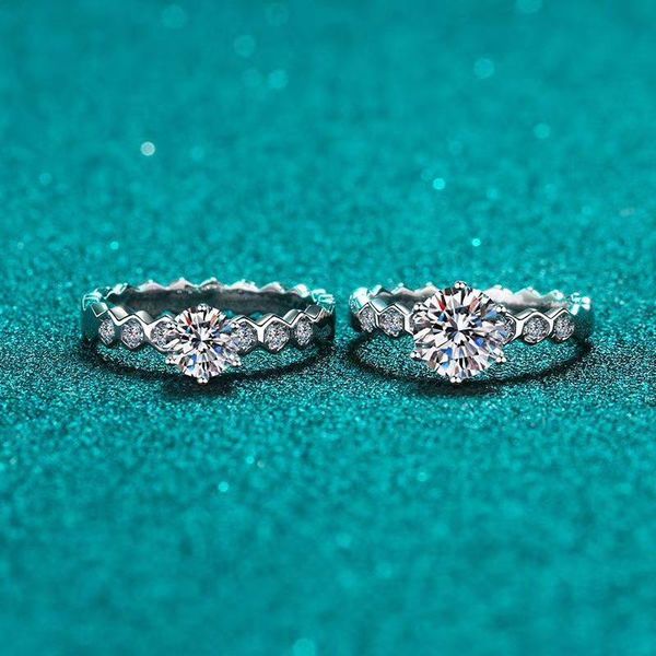 cluster rings jewerly moissanite 925 sterling silver 1ct wedding jewellery engagement for women d color classic moissanit, Golden;silver
cluster rings jewerly moissanite 925 sterling silver 1ct wedding jewellery engagement for women d color classic moissanit, Golden;silver