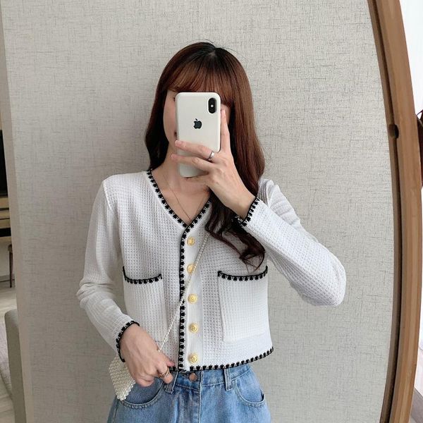 women's knits & tees women short thin spring fashion solid color buttons casual t shirt long sleeve v-neck cardigan crop streetwear, White
women's knits & tees women short thin spring fashion solid color buttons casual t shirt long sleeve v-neck cardigan crop streetwear, White