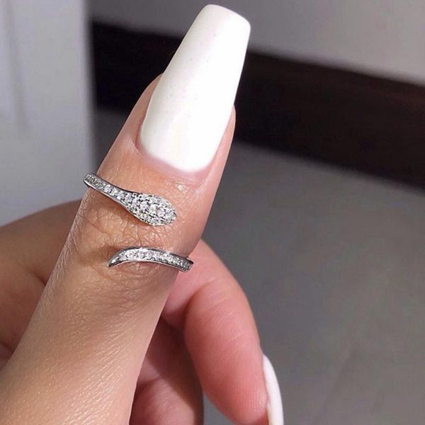 cluster rings sparkling adjustable curved snake zircon crystal open for women jewelry 2021, Golden;silver
cluster rings sparkling adjustable curved snake zircon crystal open for women jewelry 2021, Golden;silver
