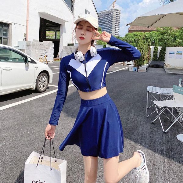 one-piece suits 2022 women sports swimsuit tankini set high waisted swimwear long sleeves padded bathing suit surf rashguards
one-piece suits 2022 women sports swimsuit tankini set high waisted swimwear long sleeves padded bathing suit surf rashguards