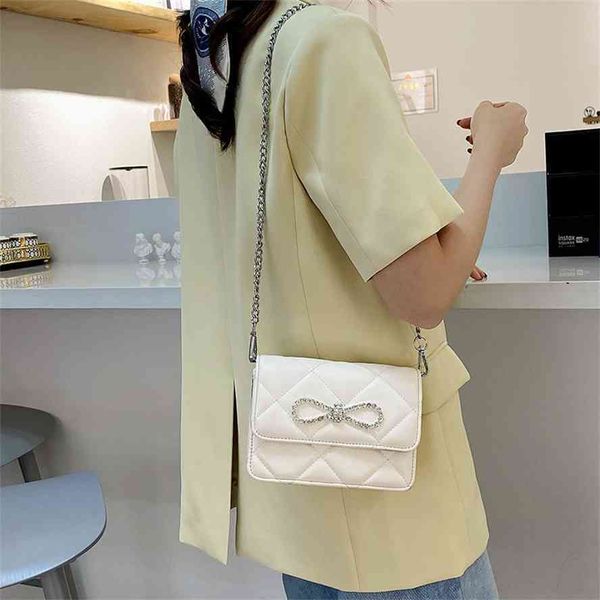 foreign style diamond bow women's 2021 new lingge chain with one shoulder trend small square bag
foreign style diamond bow women's 2021 new lingge chain with one shoulder trend small square bag