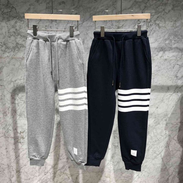 high version 2021 style yarn dyed sanitary children's four bar sports pants, Black
high version 2021 style yarn dyed sanitary children's four bar sports pants, Black