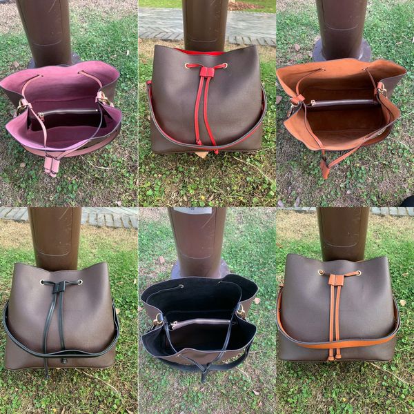 bag designer handbag fashion evening famous lady brand shopping bag