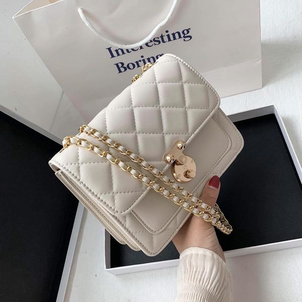 evening bags luxury women's bag 2021 brand messenger single shoulder fashion lock lingge chain wallet girl shopping travel handbag
evening bags luxury women's bag 2021 brand messenger single shoulder fashion lock lingge chain wallet girl shopping travel handbag