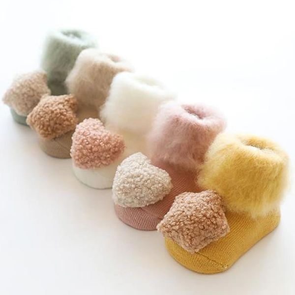 first walkers born winter shoes velvet thickening non-slip socks boy girl stereo doll baby terry brush floor todder warm
first walkers born winter shoes velvet thickening non-slip socks boy girl stereo doll baby terry brush floor todder warm