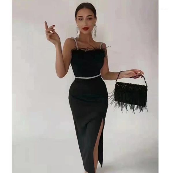 casual dresses summer bandage dress 2021 women v neck feather diamonds crystal black midi elegant evening party club vestidos, Black;gray
casual dresses summer bandage dress 2021 women v neck feather diamonds crystal black midi elegant evening party club vestidos, Black;gray