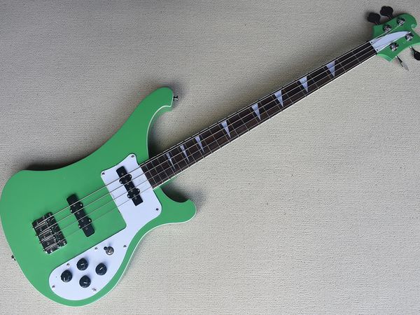 4 strings green electric bass guitar with rosewood fretboard,white pickguard 
4 strings green electric bass guitar with rosewood fretboard,white pickguard