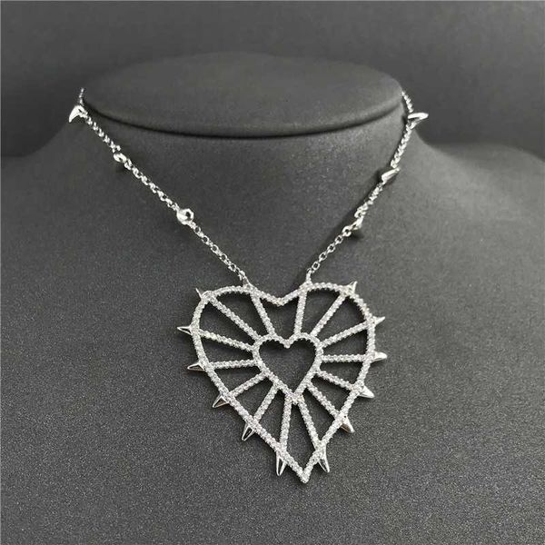 chains 100%925 sterling silver heart-shaped necklace female fashion charm personality baroque pendant
chains 100%925 sterling silver heart-shaped necklace female fashion charm personality baroque pendant