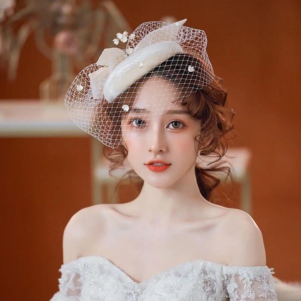 headpieces retro style elegant hat shape wedding headdress net yarn flowers billycock fashion ornament bridal flower, Silver
headpieces retro style elegant hat shape wedding headdress net yarn flowers billycock fashion ornament bridal flower, Silver