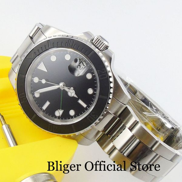 mechanical gentlemen watch with car date sapphire glass birthed bezel mental tape gmt hand 40mm, Slivery;brown
mechanical gentlemen watch with car date sapphire glass birthed bezel mental tape gmt hand 40mm, Slivery;brown