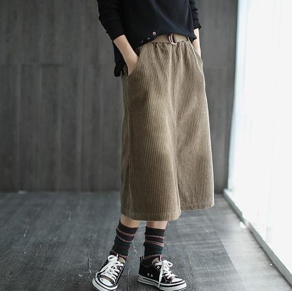 fairynatural ladies spring winter retro elastic waist corduroy skirts 2021 womens casual split the fork warm skirt, Black
fairynatural ladies spring winter retro elastic waist corduroy skirts 2021 womens casual split the fork warm skirt, Black