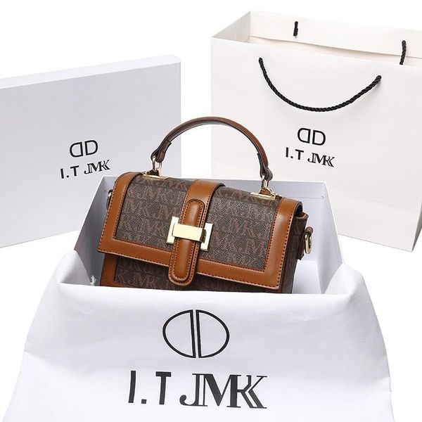 evening bags 2021 vintage letter prints messenger bag for women designer genuine leather purses cc
evening bags 2021 vintage letter prints messenger bag for women designer genuine leather purses cc