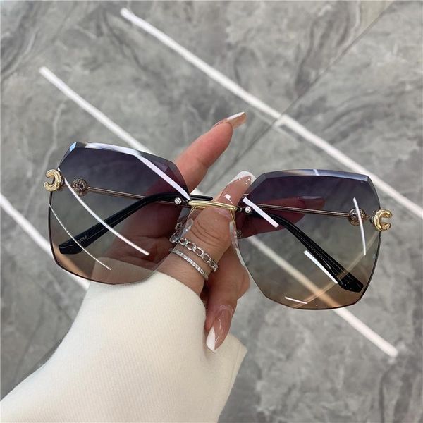 sunglasses square frameless gradient shades sun glasses for women luxury clip designer fashion oversized car driving, White;black
sunglasses square frameless gradient shades sun glasses for women luxury clip designer fashion oversized car driving, White;black